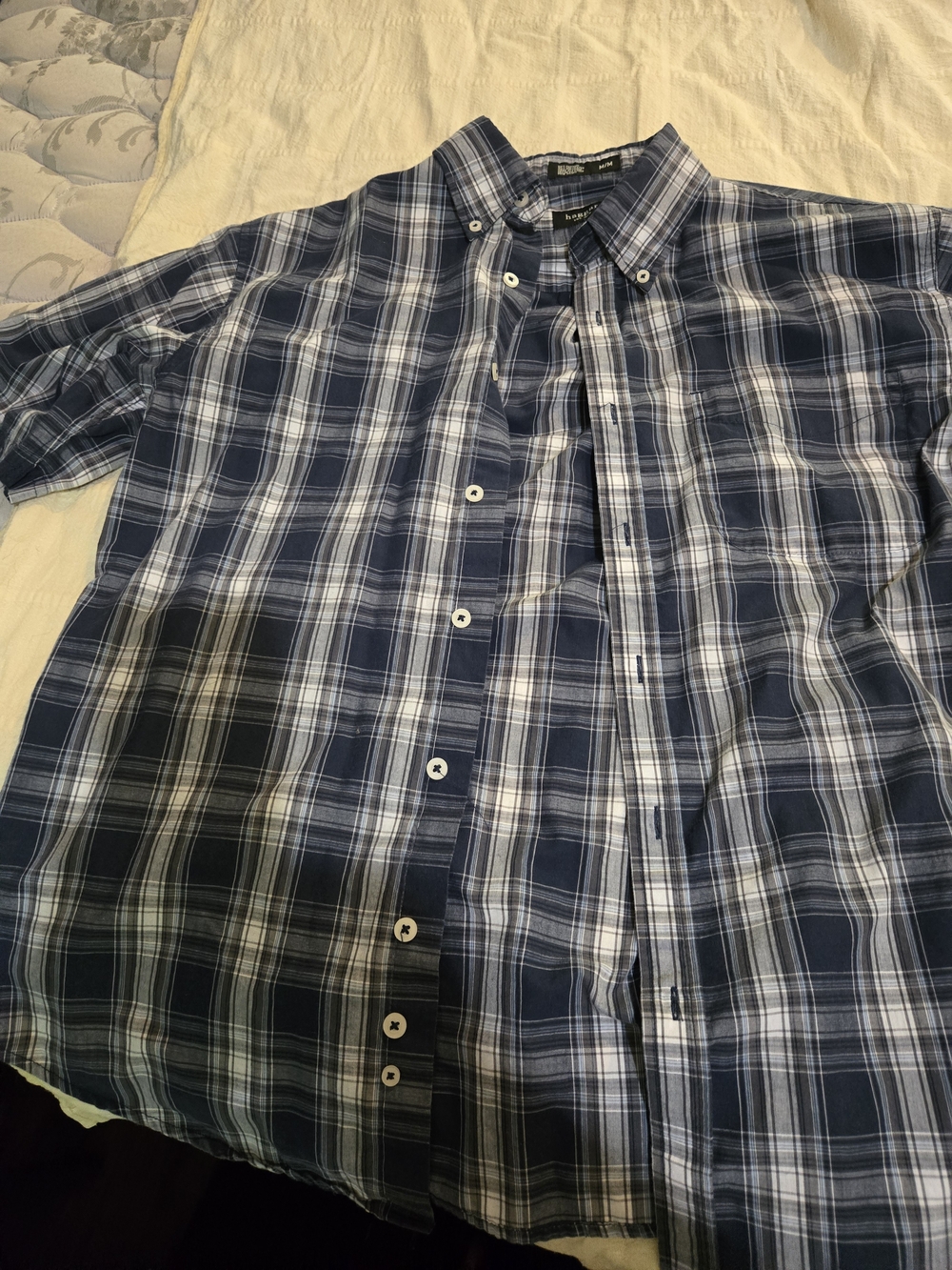 Haggar Blue and White Plaid Short Sleeve Button-Down Shirt